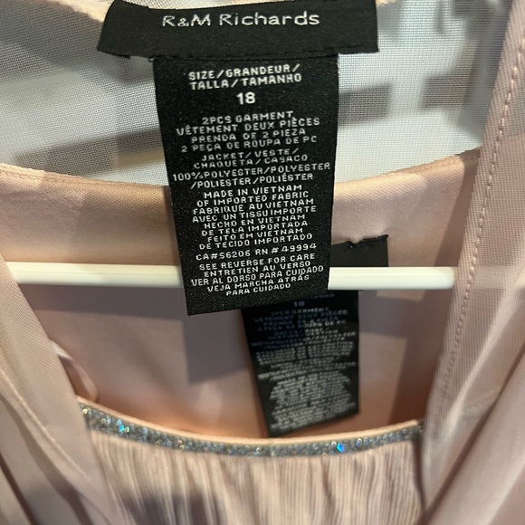 R&M richards mother of the bride dress and shawl size 18 - Picture 4 of 4